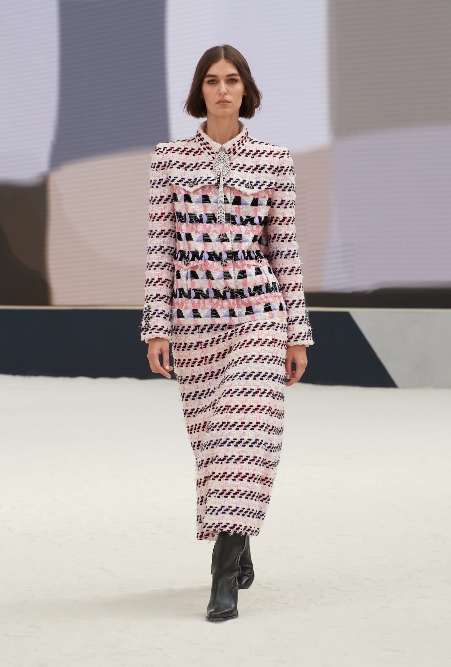 chanel_016_fw_2022_23_hc_collection-LD