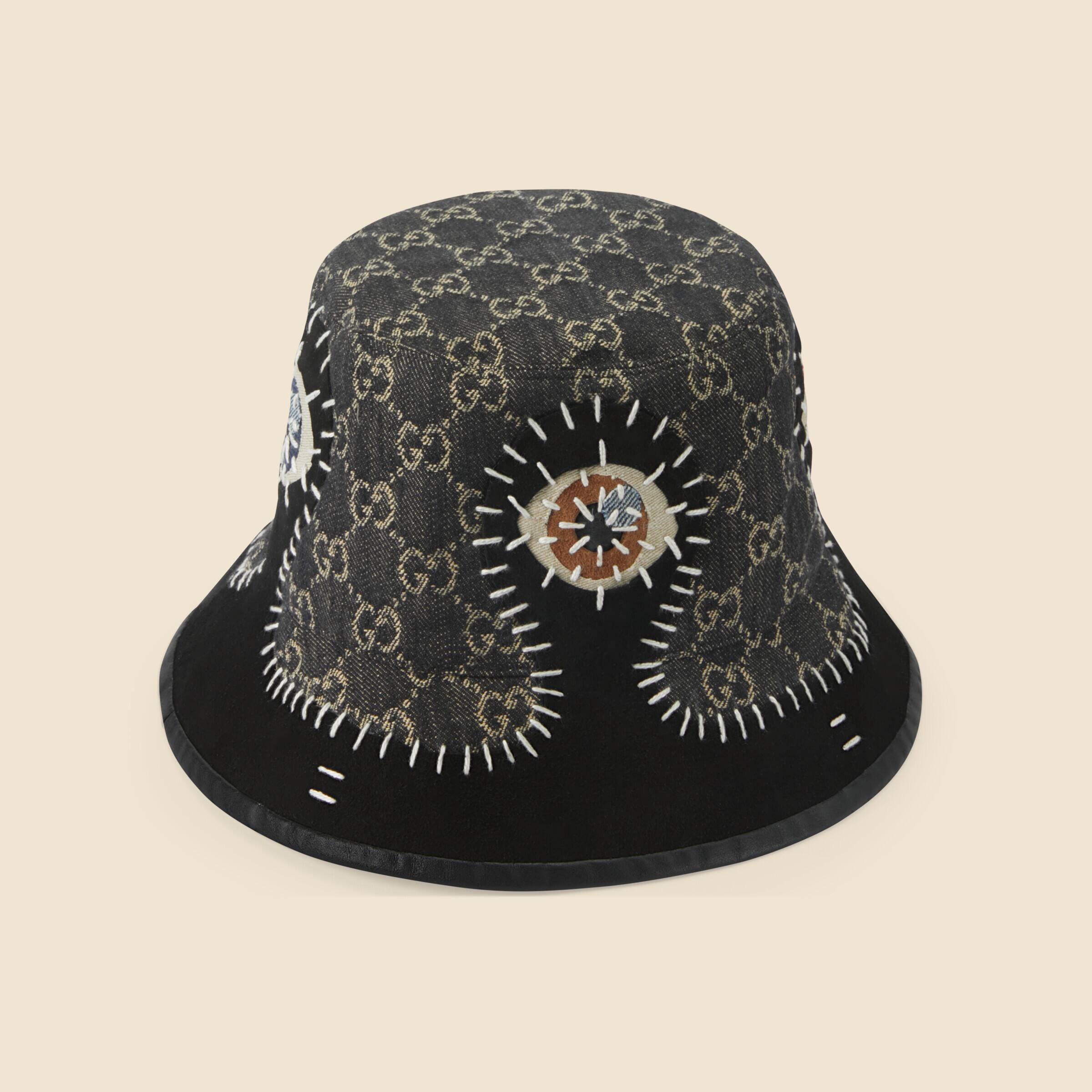 762353_IACDH_0100_003_100_0000_Light-Hand-embroidered-GG-denim-bucket-hat