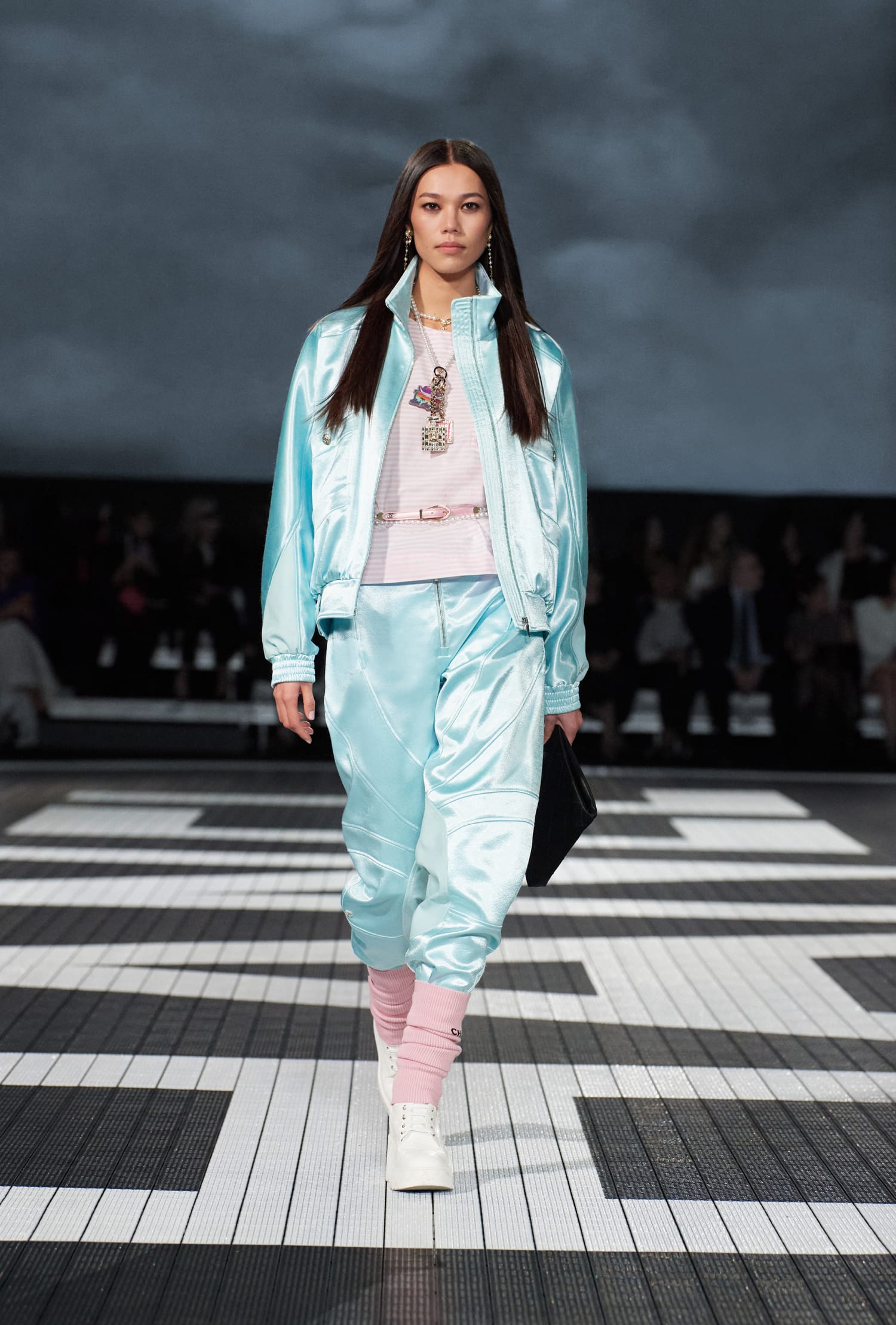 chanel_look_30_cruise-2023-24-show-LD
