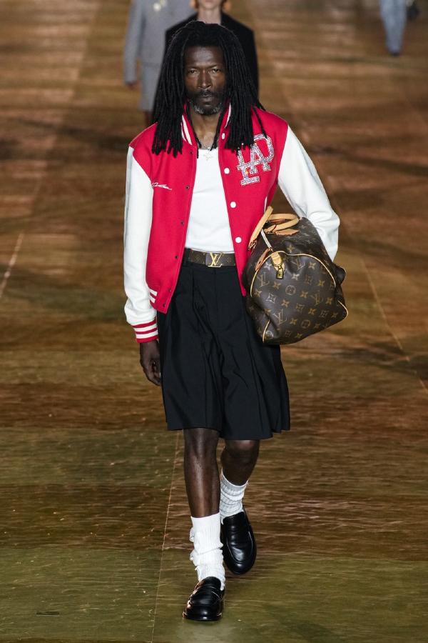 Louis Vuitton prati trendove novim modelom torbe - MagMe
