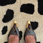 Slingback cipele koje izgledaju kao da su stigle s modne piste