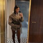 Ovaj karirani komplet je toliko efektan da ćete ga poželjeti nositi non stop!