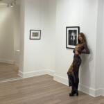 Nives Vinčić je hrvatska manekenka i fotografkinja koja je ovih dana otvorila prvu izložbu u Londonu