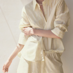How to Style It: Prugasta košulja