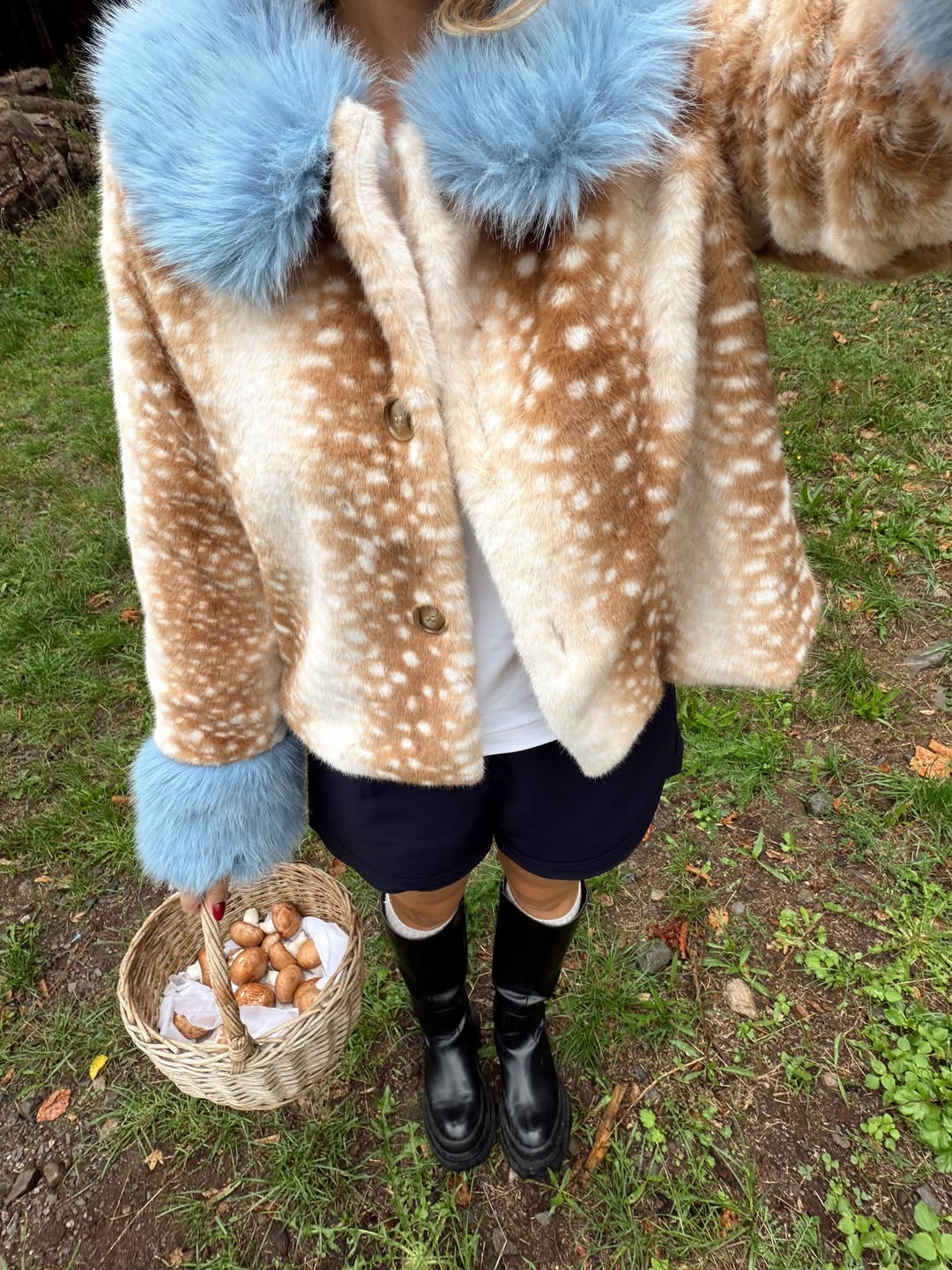 jakna s bambi printom