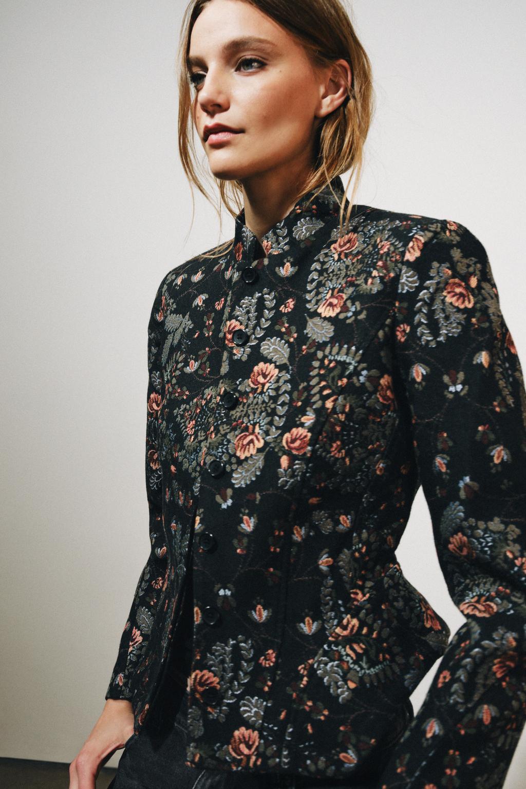 Zara jakna peplum kroja