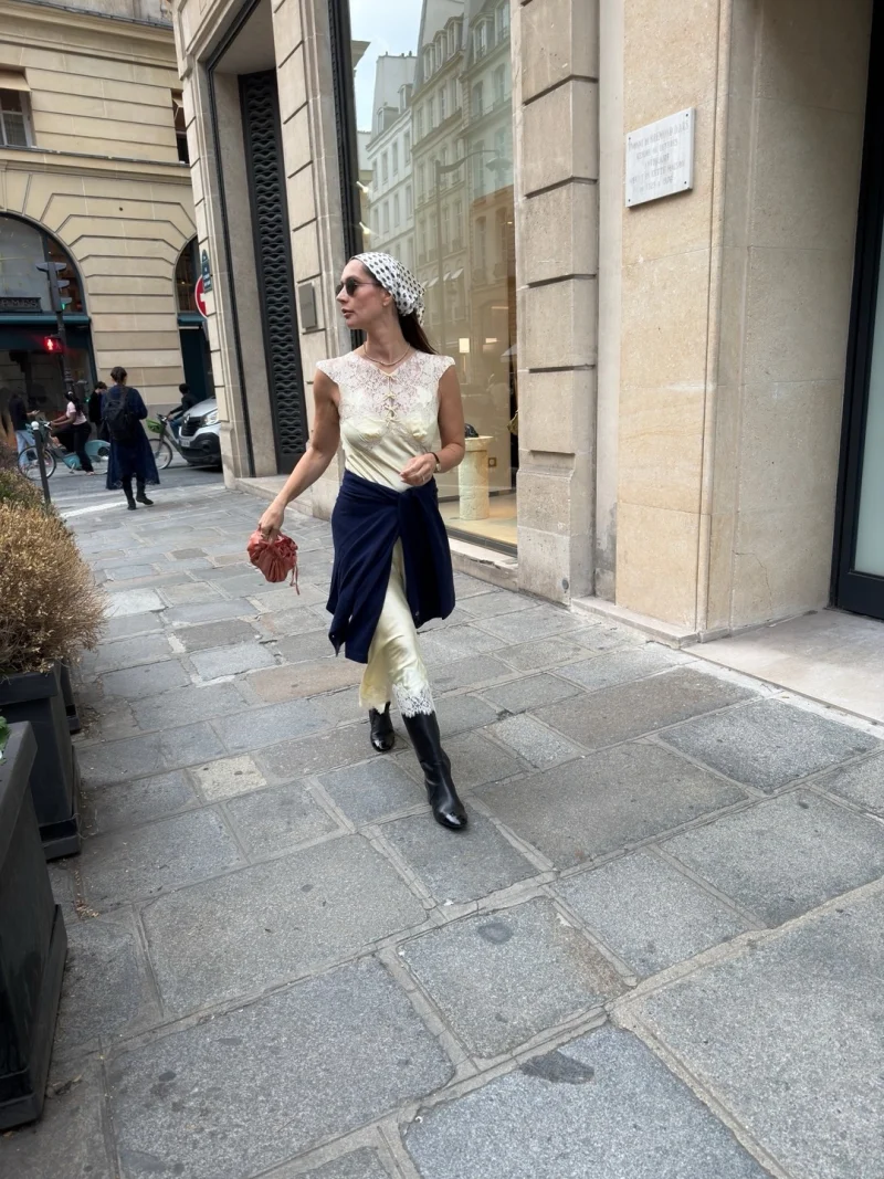 @piabaroncini nosi Doen haljinu