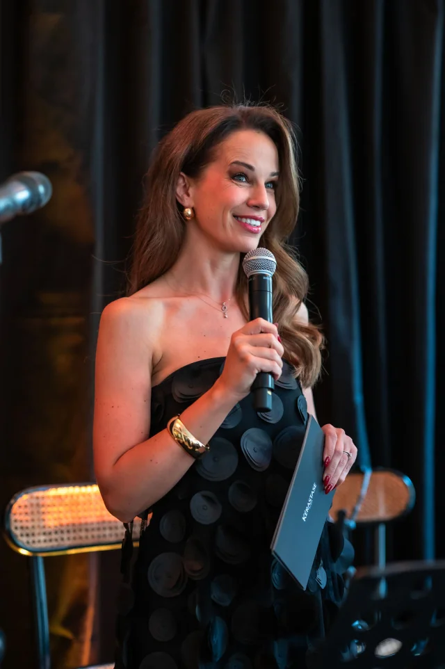 ANTONIA MILOS