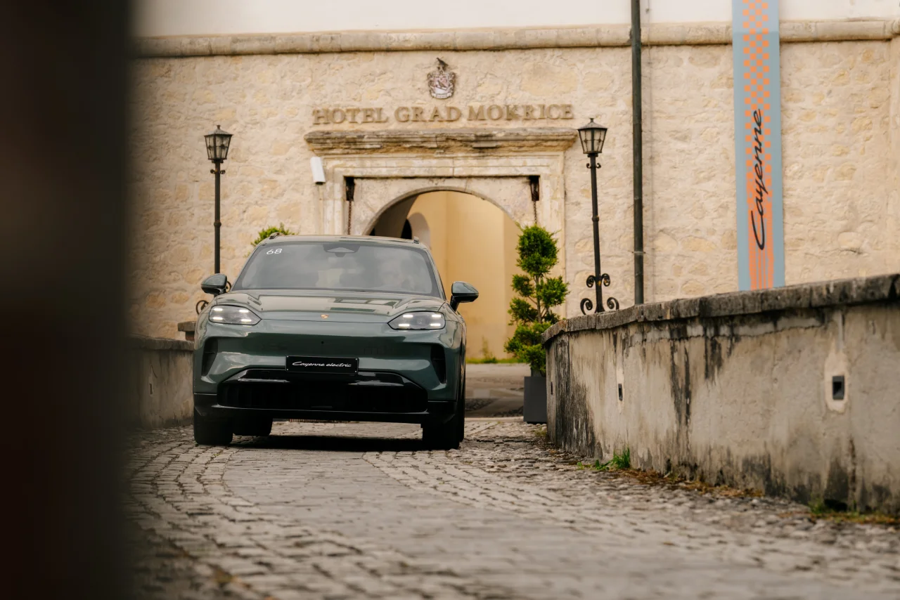 Cayenne_Road Show_2026 (1)