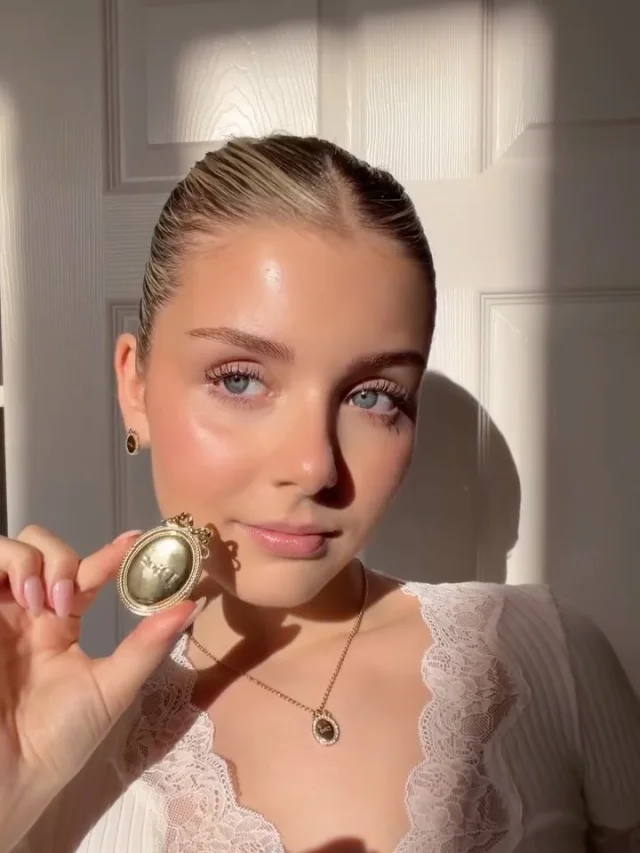 @darceyeangel