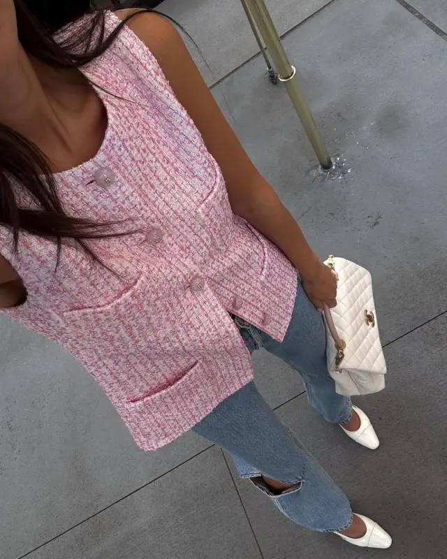 Soft mood. 💗

#MagMe @ariellecharnas