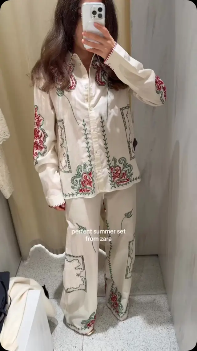Zara ponovno iznenađuje! 👌🏻

Ovaj komplet s izvezenim detaljima izgleda poput dizajnerskog komada, a kombinira sve što volimo: prozračne materijale, retro šarm i modernu siluetu. Više otkrivamo na linku u opisu profila.

#MagMe C: tonya_channel