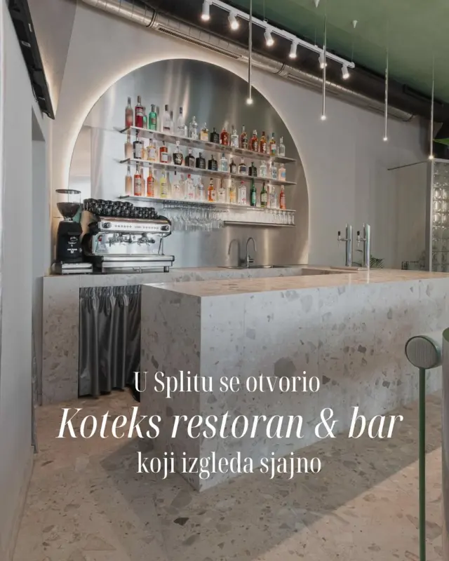 U prizemlju jednog od najupečatljivijih simbola splitske arhitekture otvoren je @koteks.restoran – novo mjesto koje spaja suvremeni dizajn, promišljen interijer i pristupačnu gastro ponudu.

Prostor su oblikovale arhitektice Vana Haklička i Lucija Mijić, s naglaskom na prozračnost, mediteranski ugođaj i detalje poput centralnog community stola koji potiče susrete i povezivanje. Vizualni identitet potpisuje Šime Bilić, koji je donio kontrastnu estetiku u odnosu na interijer, naglašenu prepoznatljivom ljubičastom.

Sve o ovom novom mjestu u Splitu koje ćete htjeti posjetiti - otkrijte na linku u opisu profila!

#MagMe @luka.barkovic