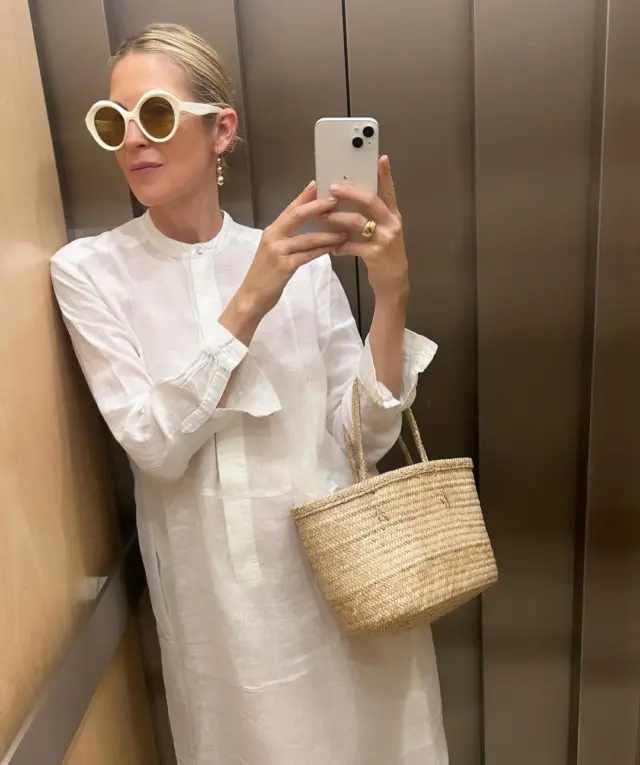 Cool girl summer. 🕶

#MagMe @kellyrutherford