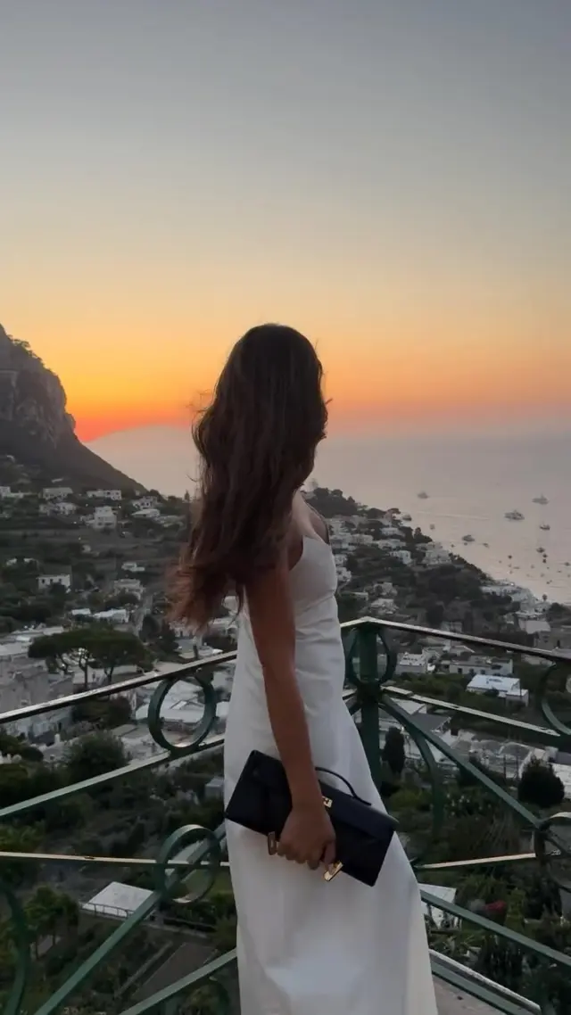 Sunset ready. ❤️ 

#MagMe @tamara